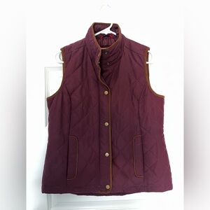 Bass Women's Quilted Vest in Deep Burgundy